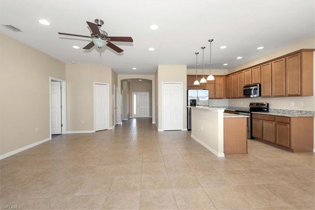 3305 Magnolia Landing LN, North Fort Myers, FL 33917