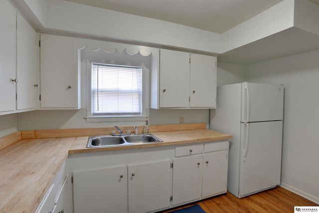 502 N 32nd Street, Omaha, NE 68131