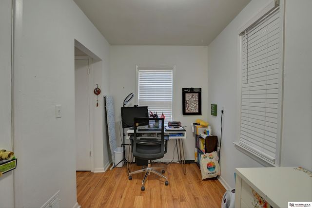 502 N 32nd Street, Omaha, NE 68131