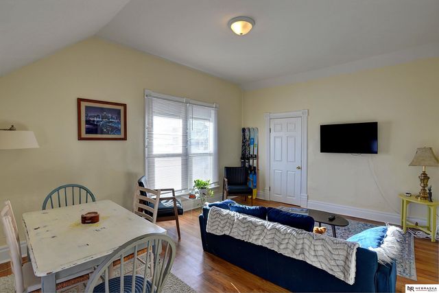 502 N 32nd Street, Omaha, NE 68131