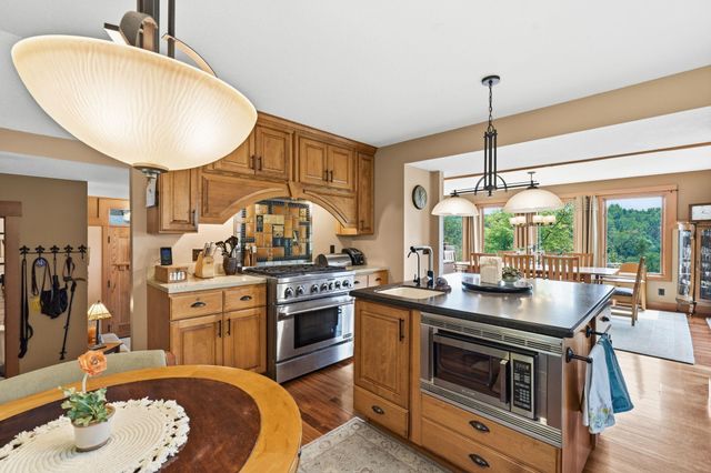 469 County Road E, Hudson, WI 54016