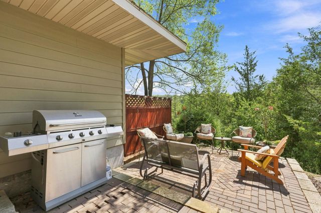 469 County Road E, Hudson, WI 54016