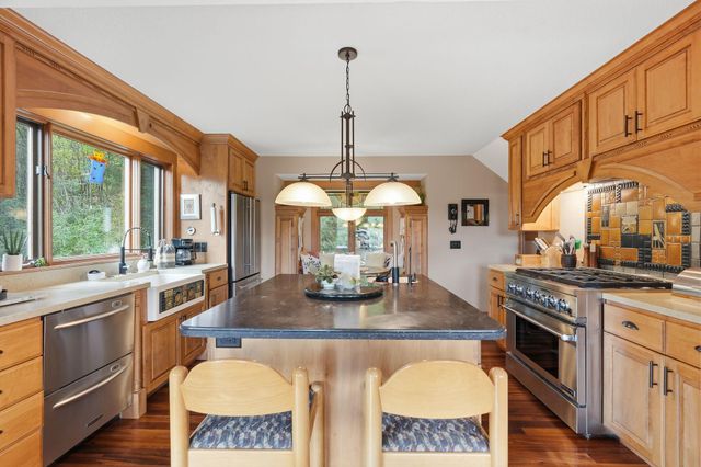 469 County Road E, Hudson, WI 54016