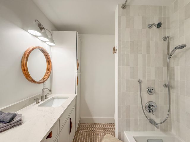 2313 Thornwild PASS, Austin, TX 78758