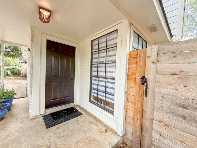 2313 Thornwild PASS, Austin, TX 78758