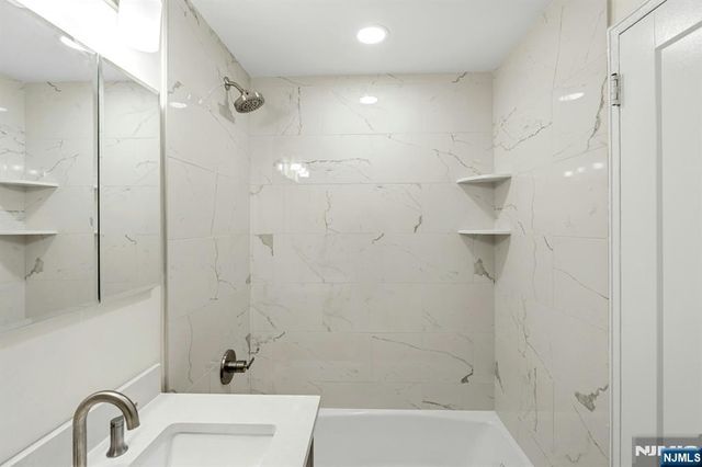 2000 Linwood Avenue 14D, Fort Lee, NJ 07024