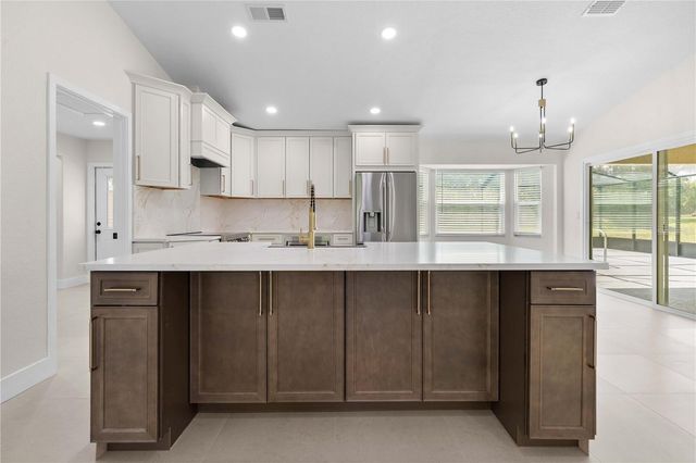9086 GROVE ROAD, Brooksville, FL 34613