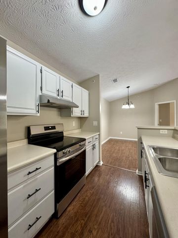 410 Lakeview Drive, 11, Wilder, KY 41071