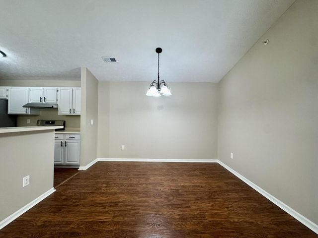 410 Lakeview Drive, 11, Wilder, KY 41071