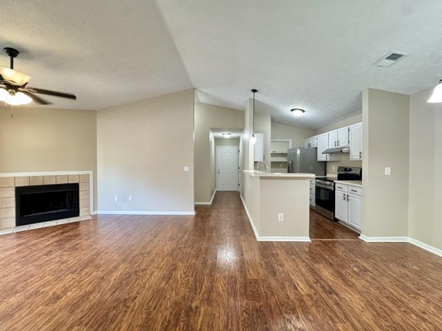 410 Lakeview Drive, 11, Wilder, KY 41071