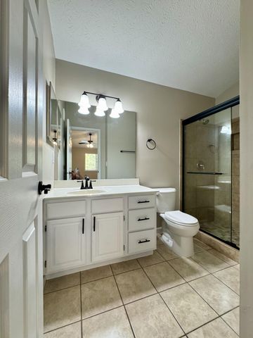 410 Lakeview Drive, 11, Wilder, KY 41071