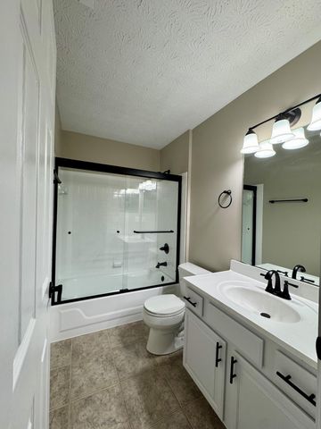 410 Lakeview Drive, 11, Wilder, KY 41071