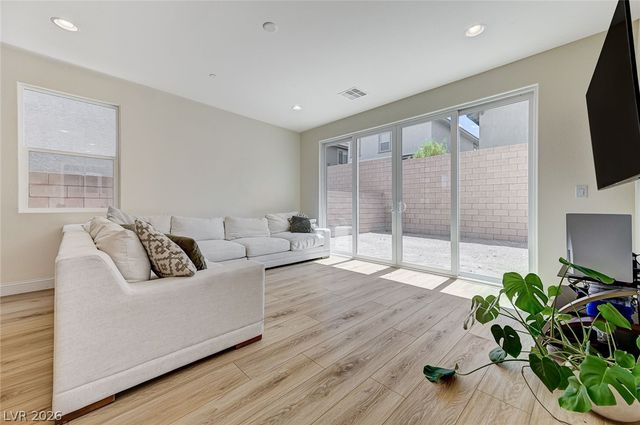 309 Andamento Place, Henderson, NV 89015