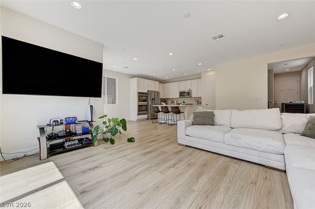 309 Andamento Place, Henderson, NV 89015