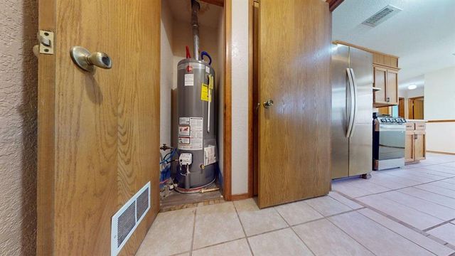 405 N Missouri Street, Elmore City, OK 73433