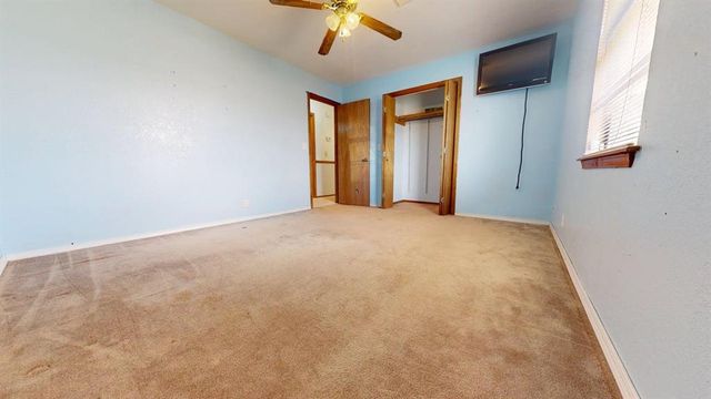 405 N Missouri Street, Elmore City, OK 73433