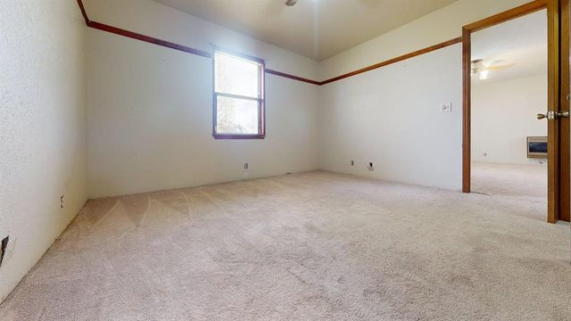 405 N Missouri Street, Elmore City, OK 73433