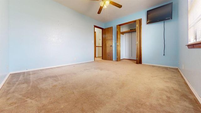 405 N Missouri Street, Elmore City, OK 73433