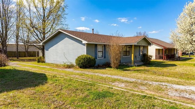 405 N Missouri Street, Elmore City, OK 73433