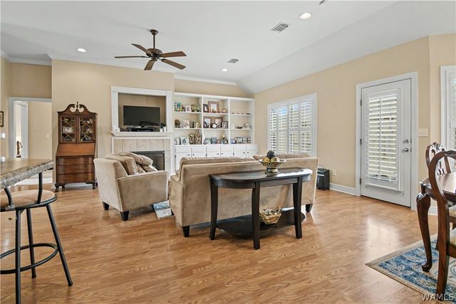 3517 Horsebend, Northport, AL 35473