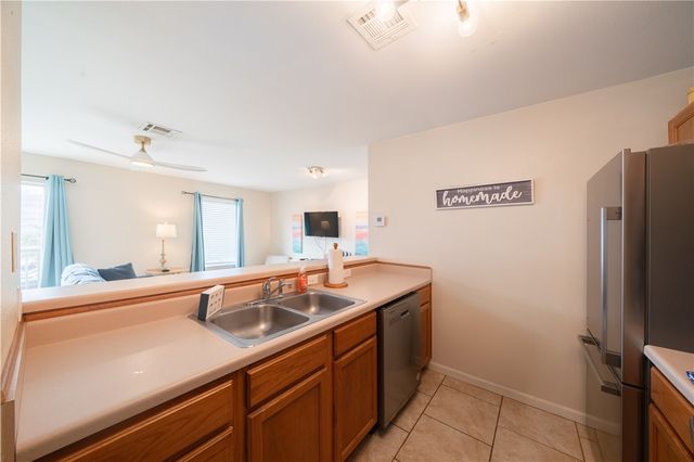 15010 Leeward Dr 9303, Corpus Christi, TX 78418