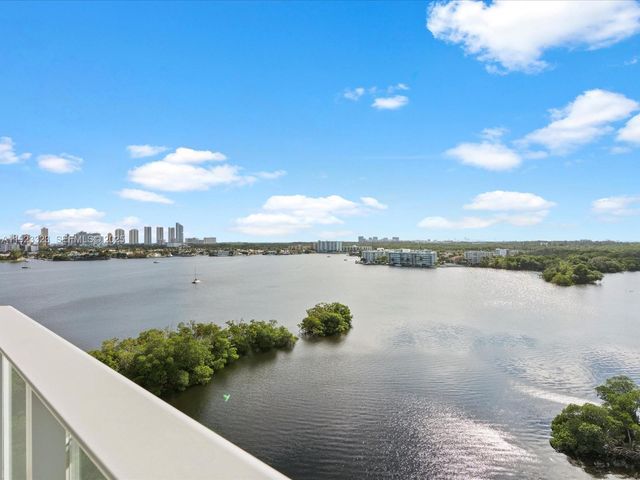 17111 Biscayne Blvd 1104, North Miami Beach, FL 33160