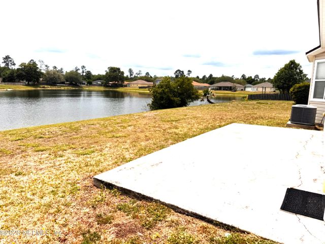 76236 LONG POND Loop, Yulee, FL 32097