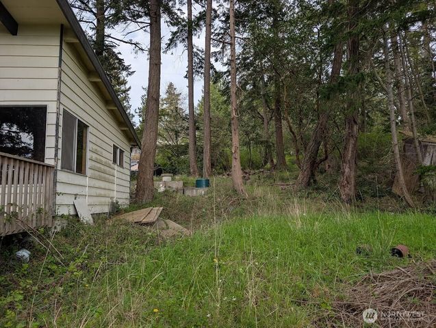 7537 Holiday Boulevard, Guemes Island, WA 98221