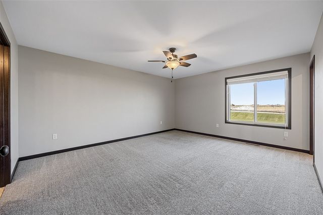 4422 Calder Drive, Marion, IA 52302