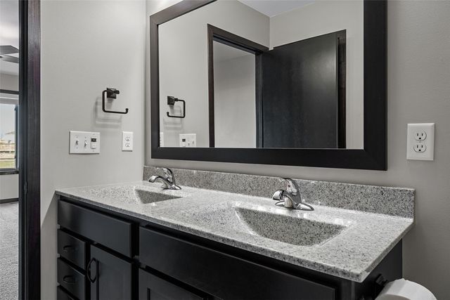 4422 Calder Drive, Marion, IA 52302