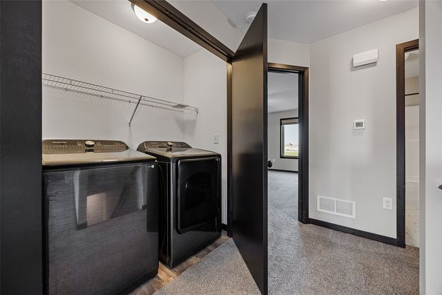 4422 Calder Drive, Marion, IA 52302