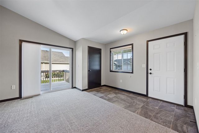 4422 Calder Drive, Marion, IA 52302