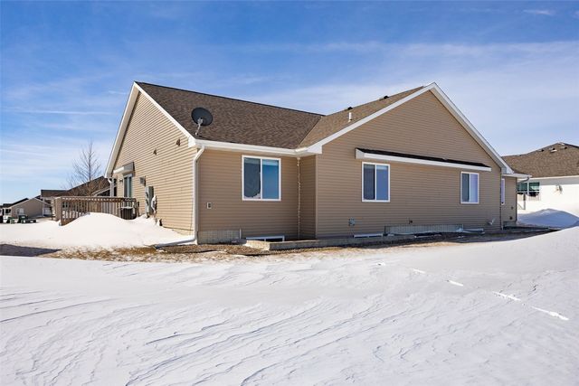 4422 Calder Drive, Marion, IA 52302