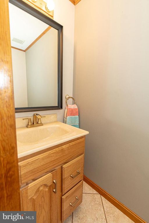 Image 13 of property listing at 2100 LODGE FOREST, Sparrows Point, MD 21219