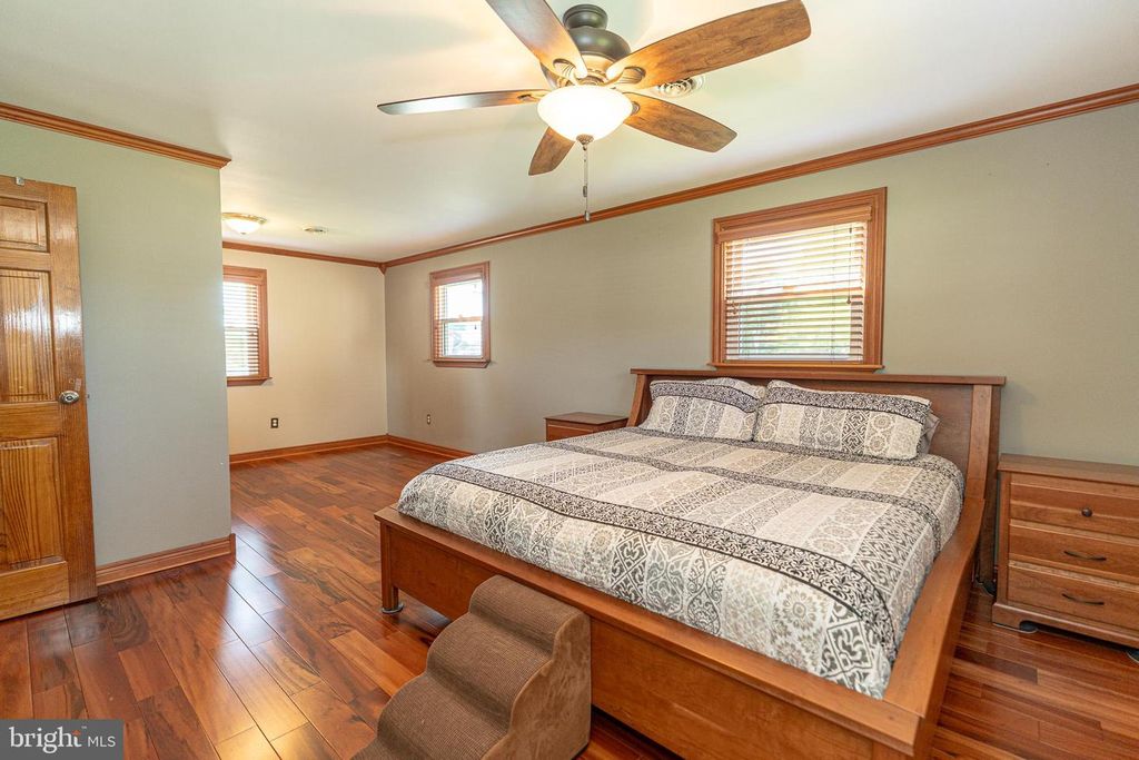 Image 16 of property listing at 2100 LODGE FOREST, Sparrows Point, MD 21219