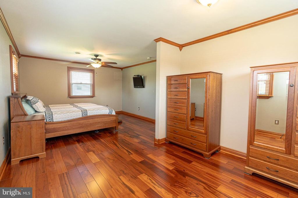 Image 17 of property listing at 2100 LODGE FOREST, Sparrows Point, MD 21219
