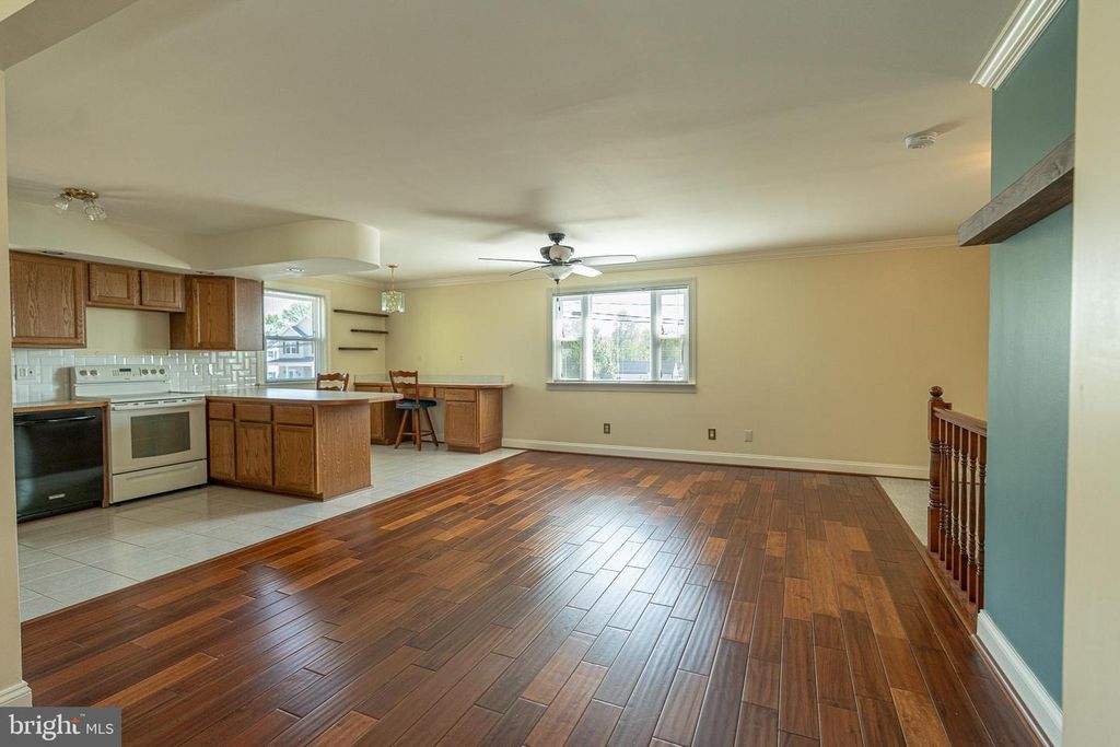 Image 25 of property listing at 2100 LODGE FOREST, Sparrows Point, MD 21219