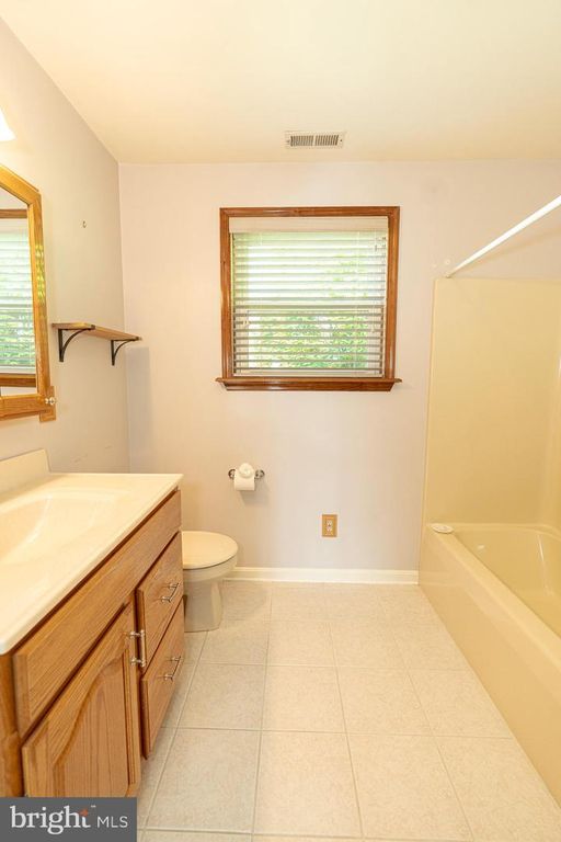 Image 30 of property listing at 2100 LODGE FOREST, Sparrows Point, MD 21219