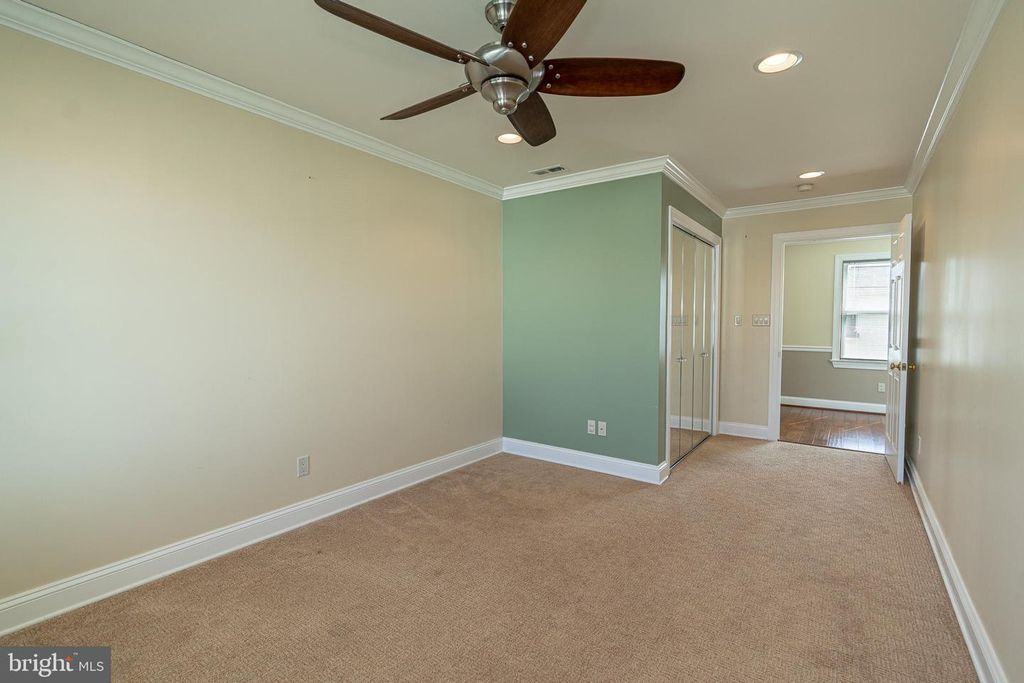Image 36 of property listing at 2100 LODGE FOREST, Sparrows Point, MD 21219