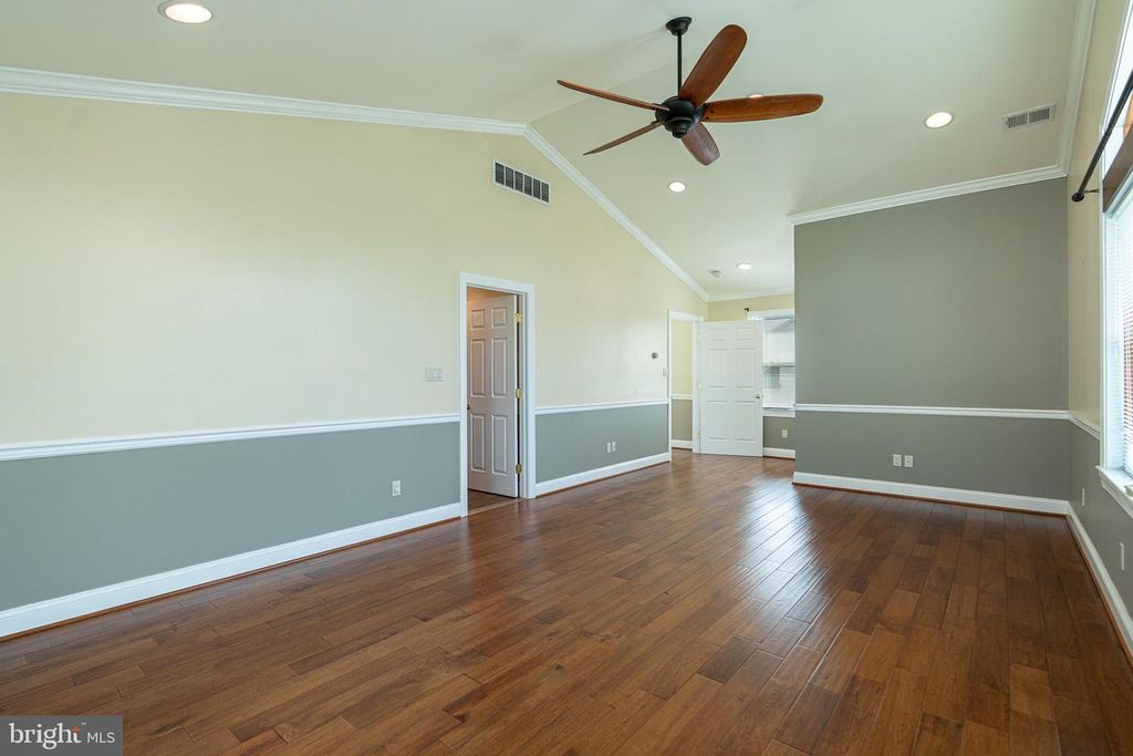 Image 41 of property listing at 2100 LODGE FOREST, Sparrows Point, MD 21219