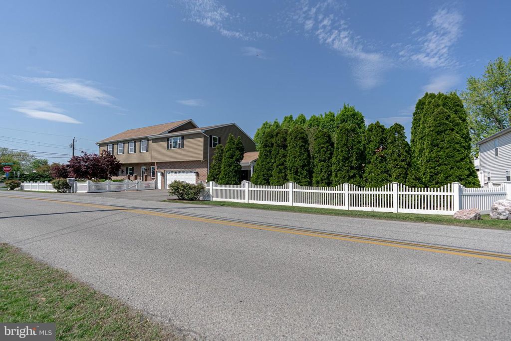 Image 52 of property listing at 2100 LODGE FOREST, Sparrows Point, MD 21219