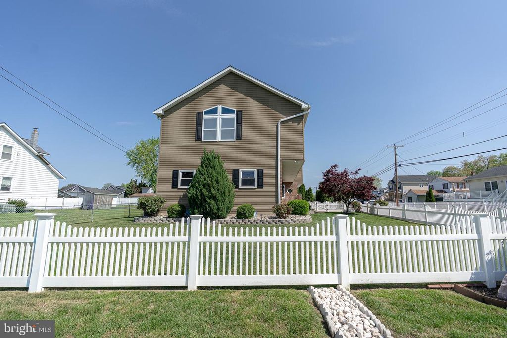 Image 55 of property listing at 2100 LODGE FOREST, Sparrows Point, MD 21219