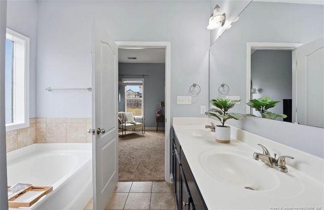 601 Collinwood Drive, Raeford, NC 28376