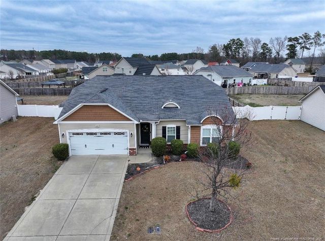 601 Collinwood Drive, Raeford, NC 28376