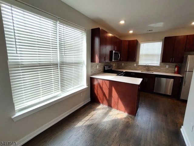 62 Sowers Dr, Mount Olive Twp., NJ 07840