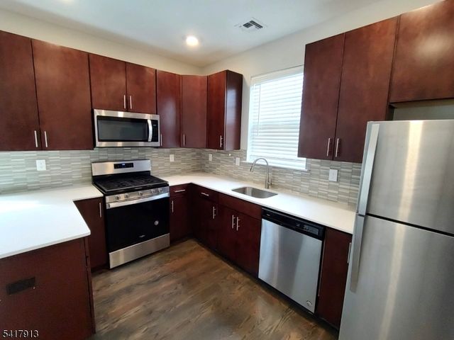 62 Sowers Dr, Mount Olive Twp., NJ 07840