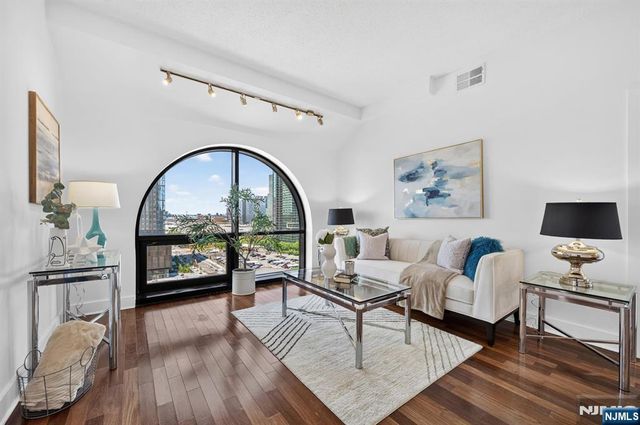 159 2nd Street 1104, Jersey City, NJ 07302