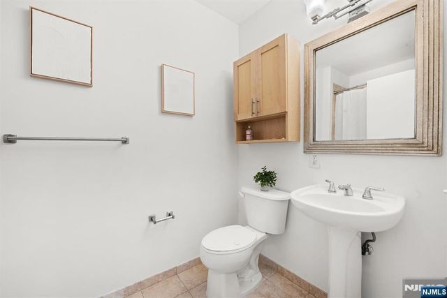 159 2nd Street 1104, Jersey City, NJ 07302