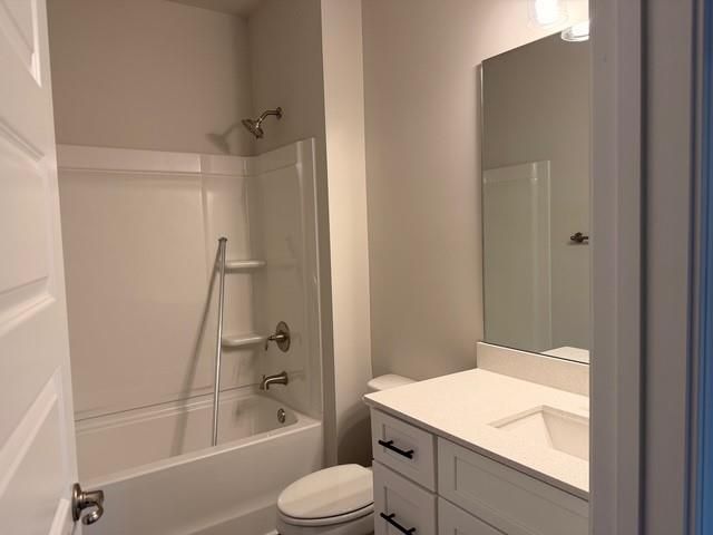 212 Magnolia Villas Drive, Cornelia, GA 30531