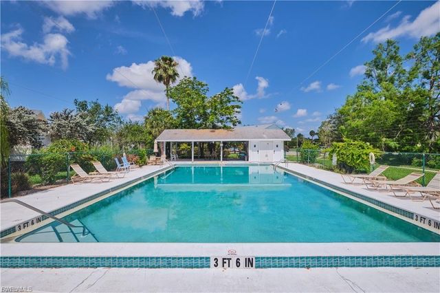 1055 Palm AVE # 216, North Fort Myers, FL 33903